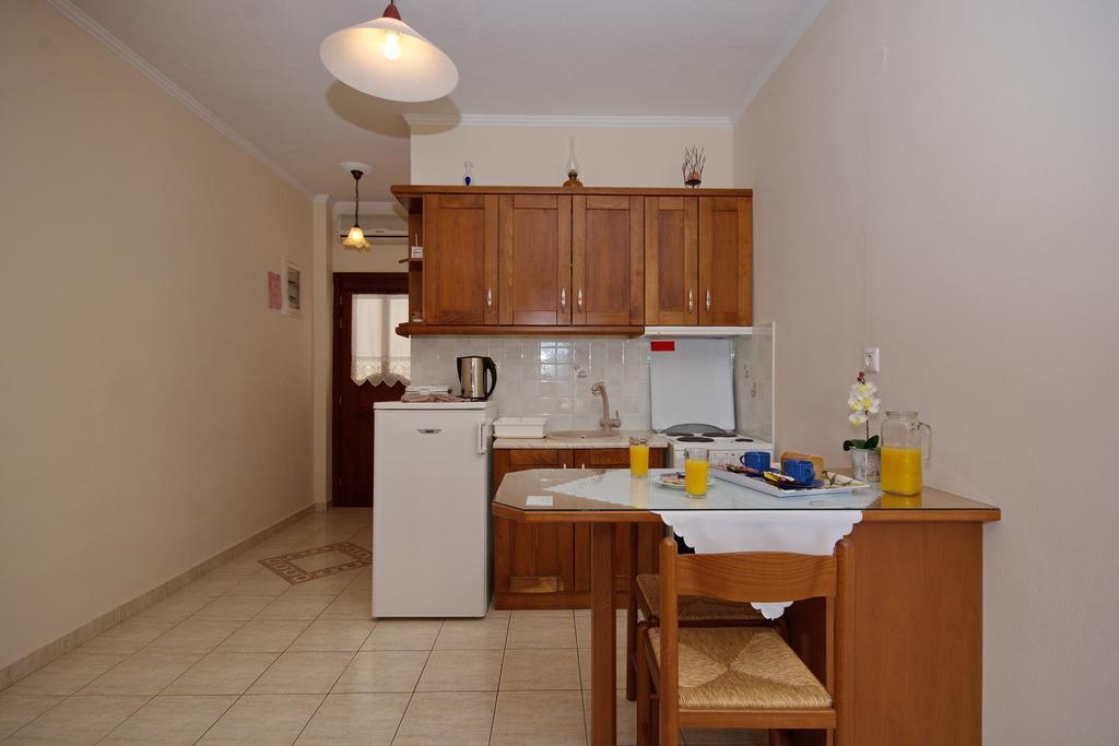 Alexandra Studios Kalamakia Bagian luar foto